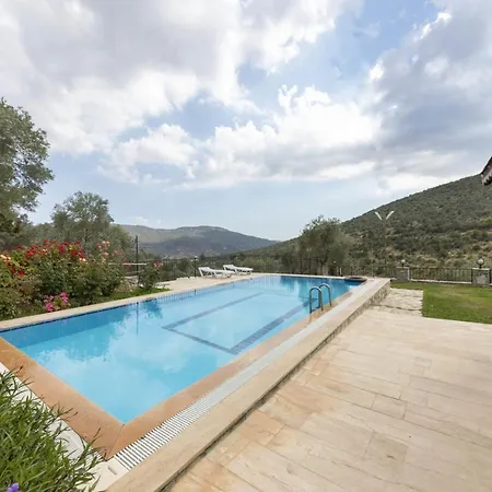 Willa Refreshing Near Milas-bodrum Airport *